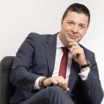 Ναύπλιο: Ανθοδέσμη στη μνήμη του Δημήτρη Παπαδημόπουλου από τον Κωνσταντίνο Μάκαρη