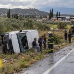Αργολίδα: Ανατροπή μίνι βαν με δέκα εργάτες – Τέσσερις ελαφρά τραυματίες